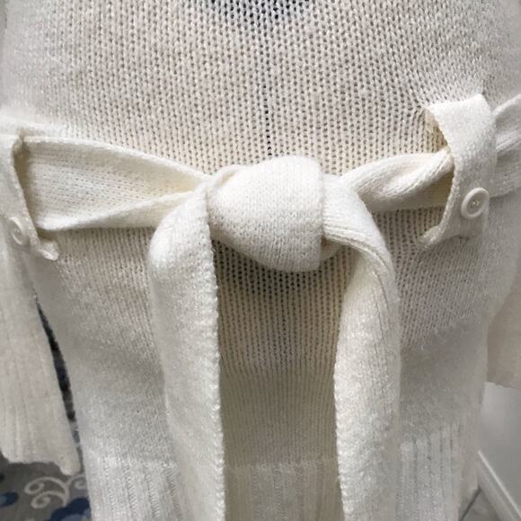 Player Gold Cowl Neck Belted Sweater Cream Large - Picture 8 of 12